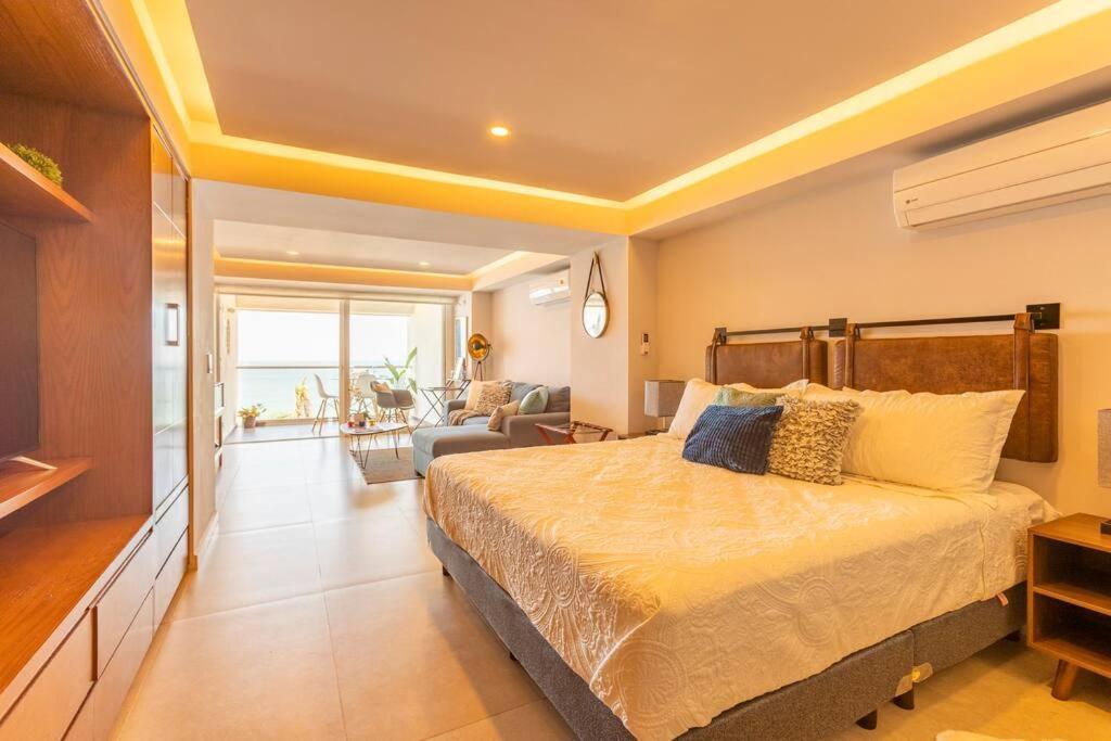 Harbor 7010 By Moikkarentals Beachfront 600Mb Wifi Пуерто-Вальярта Екстер'єр фото